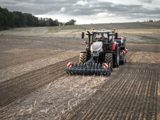 NEW STEYR® IMPULS TRACTORS COMBINE COMPACT POWER WITH PREMIU_706601